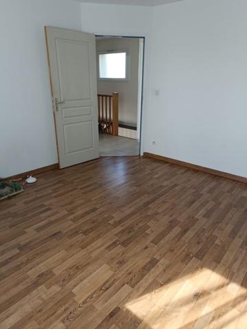 Immeuble dans Ville-sur-Lumes