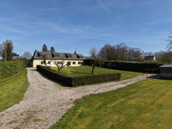 Yerville- Longère de 145 m2 4 chambres avec Vie de plain-pied