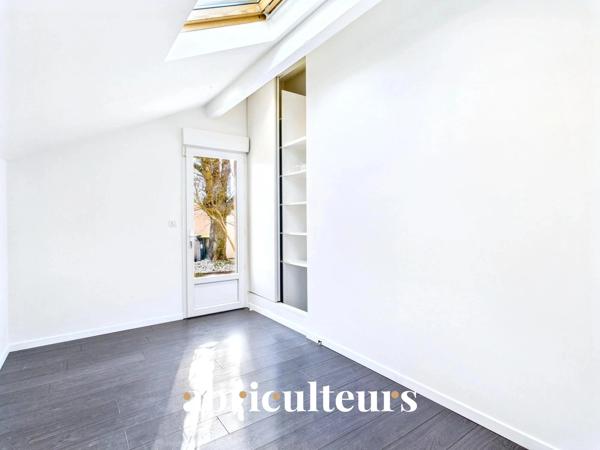 Maison familiale dans un confort moderne avec piscine intérieure en vente à Rillieux-la-Pape (69140)