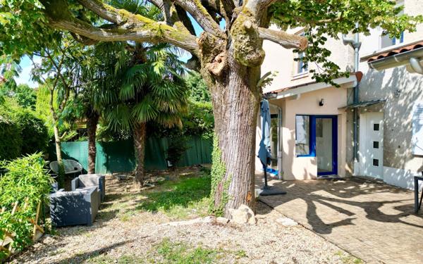 Appartement à vendre    5 pièces • 117,97 m2 Écully