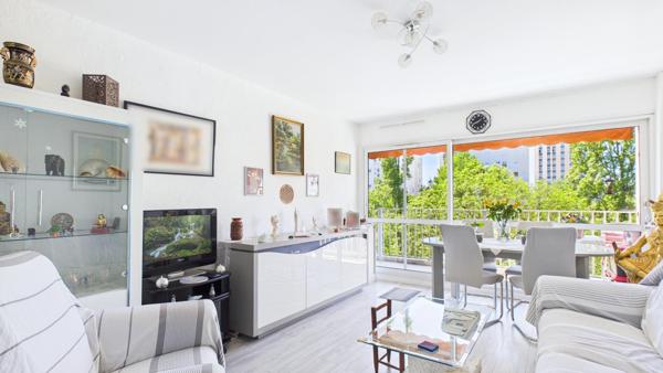 Nouveauté - 2 pièces de 67 m² - Balcon - DPE C - 10 min métro Ligne 14