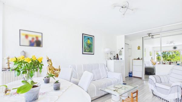 Nouveauté - 2 pièces de 67 m² - Balcon - DPE C - 10 min métro Ligne 14