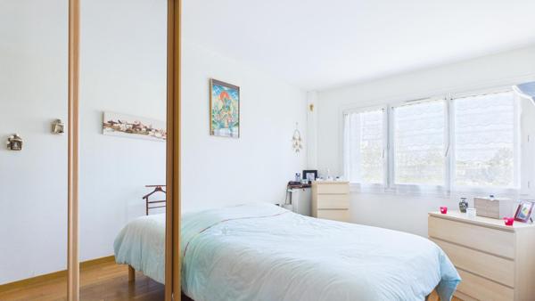 Nouveauté - 2 pièces de 67 m² - Balcon - DPE C - 10 min métro Ligne 14