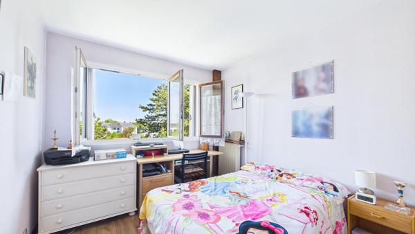 Nouveauté - 2 pièces de 67 m² - Balcon - DPE C - 10 min métro Ligne 14