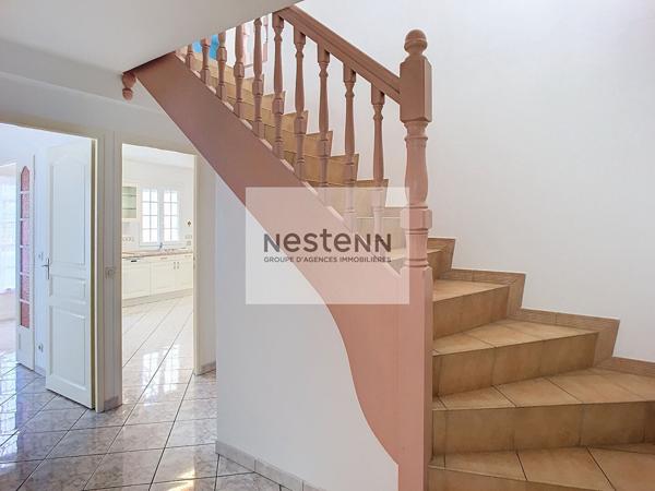 A Vendre - Maison Leuville Sur Orge 153 m² environ - 7 pièces - 5 chambres - Terrain 558 m² - Jardin - Terrasse - Proche N20 _ N104 , Commerces