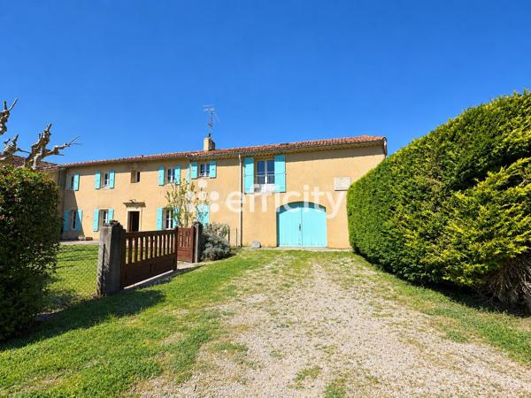 Maison
         6 pièces
        - 150 m² Exclusivité 285 000 € *