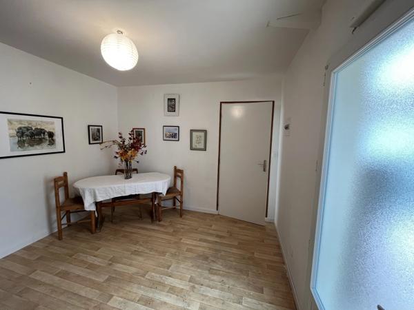 Maison atypique dans un hameau au calme proche de commodités