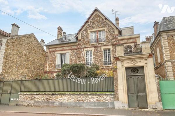Superbe appartement ancien avec terrasse et jardin