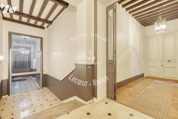 Superbe appartement ancien avec terrasse et jardin