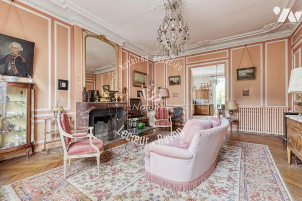 Superbe appartement ancien avec terrasse et jardin