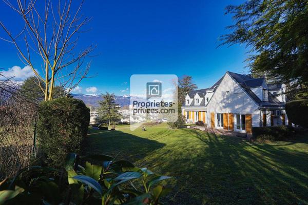 SAINT-MARTIN-D'HERES T3 de 81m2 + Parking