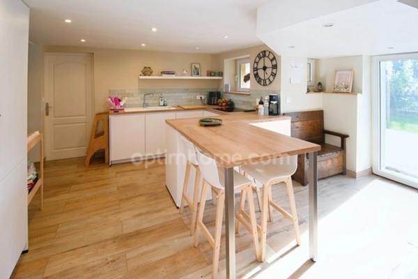 FERMETTE RÉNOVÉE 195 M² + GRENIER AMÉNAGEABLE, 4 CHAMBRES, 2 SALLES DE BAIN, GARAGE, PISCINE – PROCHE LUXEMBOURG