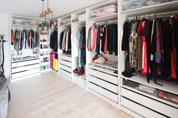 FERMETTE RÉNOVÉE 195 M² + GRENIER AMÉNAGEABLE, 4 CHAMBRES, 2 SALLES DE BAIN, GARAGE, PISCINE – PROCHE LUXEMBOURG