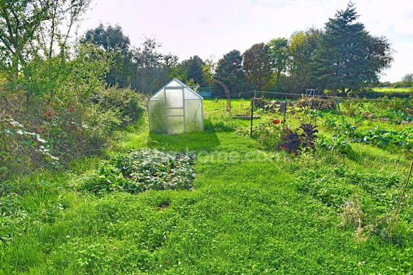 FERMETTE RÉNOVÉE 195 M² + GRENIER AMÉNAGEABLE, 4 CHAMBRES, 2 SALLES DE BAIN, GARAGE, PISCINE – PROCHE LUXEMBOURG