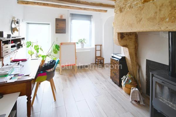 FERMETTE RÉNOVÉE 195 M² + GRENIER AMÉNAGEABLE, 4 CHAMBRES, 2 SALLES DE BAIN, GARAGE, PISCINE – PROCHE LUXEMBOURG