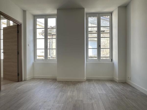 T2 32 m² centre-ville Saint-Jean-d’Angély idéal investissement