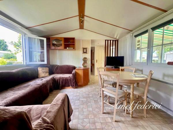 Mobile-Home - 36 m2 + 20 m2 de terrasse - sur parcelle 236 m2 - piscine privée - 5 min plage- SAINT GILLES CROIX DE VIE (85)