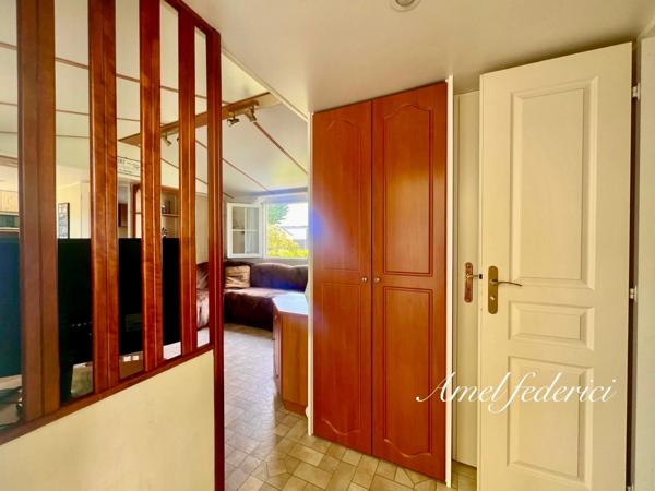 Mobile-Home - 36 m2 + 20 m2 de terrasse - sur parcelle 236 m2 - piscine privée - 5 min plage- SAINT GILLES CROIX DE VIE (85)