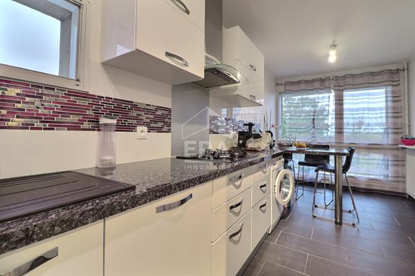 Appartement Taverny 4 pièce(s) 84.61 m2 + cave + Place de parking