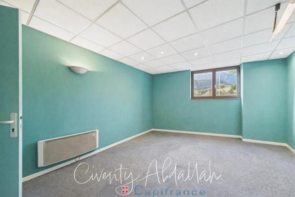 Local/bureau 327 m² à vendre ALBERTVILLE (73)