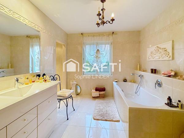 À Argancy maison de 253 m² + 125 m² sur un terrain de 4770 m2