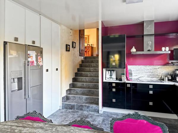 Maison Ballee 8 pièce(s) 179 m2