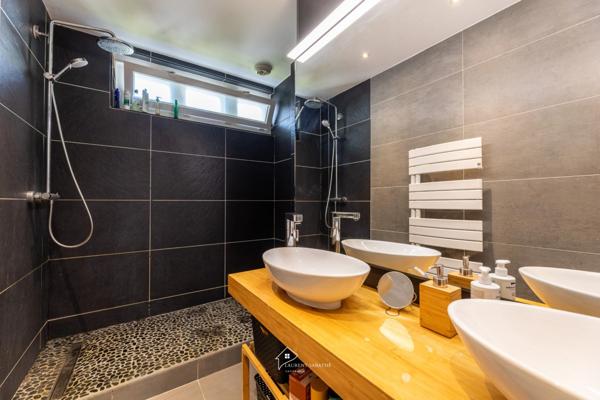 PAU (64) secteur Trespoey / Parc Beaumont - À vendre appartement T4 entièrement rénové avec garage.