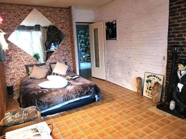 F2 avec balcon, parking et cave