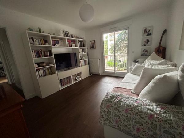 A VENDRE Exceptionnel en Exclusivité, grand Appartement T4 - T5  à Tassin La Demi Lune  limite Point du jour