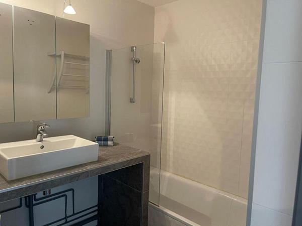 A VENDRE Exceptionnel en Exclusivité, grand Appartement T4 - T5  à Tassin La Demi Lune  limite Point du jour