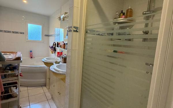 Maison à vendre    4 pièces •  Aire-sur-l'Adour