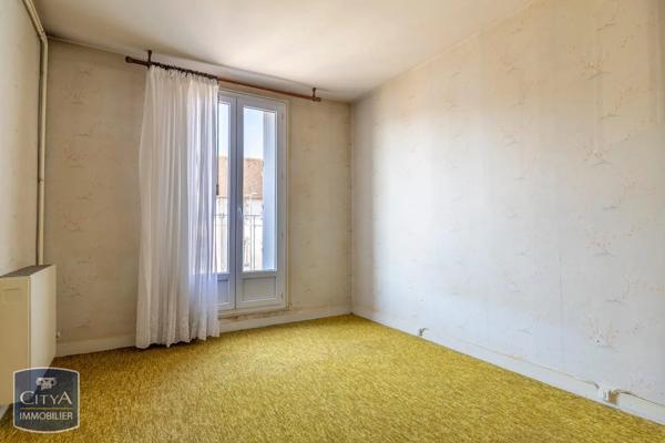 Appartement à vendre 4 pièces 77m² Guéret (23000)