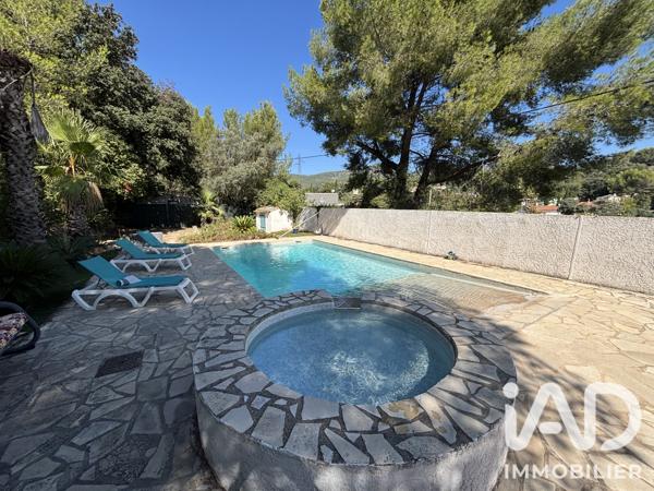 Maison à vendre 5 pièces 122 m² Sanary-sur-Mer