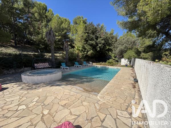 Maison à vendre 5 pièces 122 m² Sanary-sur-Mer