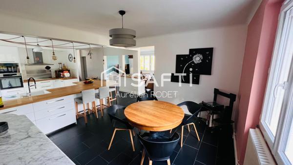 Jolie maison familliale renové avec goût, 5 chambres.