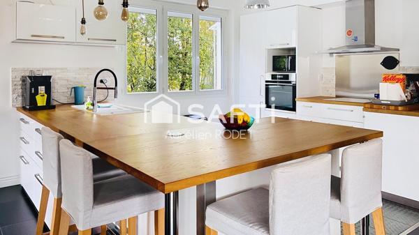 Jolie maison familliale renové avec goût, 5 chambres.