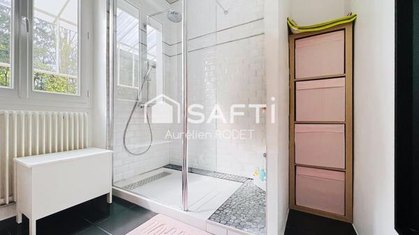 Jolie maison familliale renové avec goût, 5 chambres.