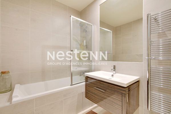 EXCLUSIVITÉ - Parc Monceau - Appartement 4 pièces de 133.18 m2 - Ascenseur - Cave - Gardien - Immeuble de Grand Standing