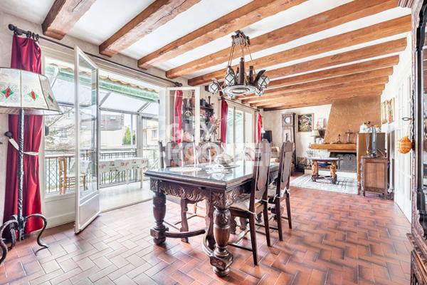 Maison La Garenne Colombes 6 pièce(s) 225 m2