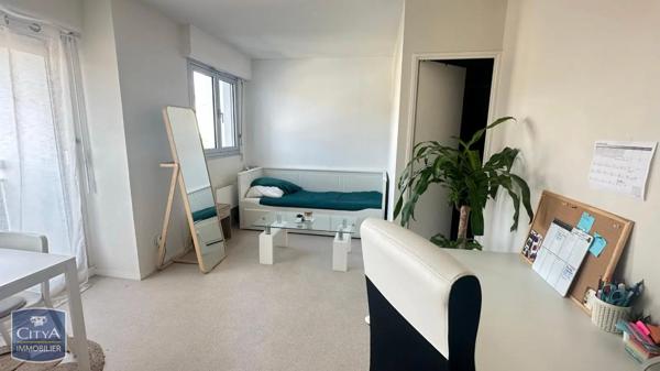 Appartement à louer 1 pièce 26.75m²