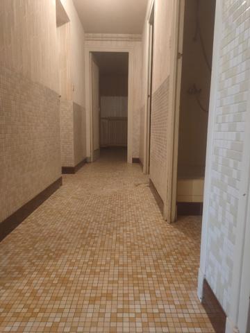 Maison familiale 150m2 - Lumineuse avec double garage, Saint-Martin-Le-Beau proche gare TGV commerce transport en commun école