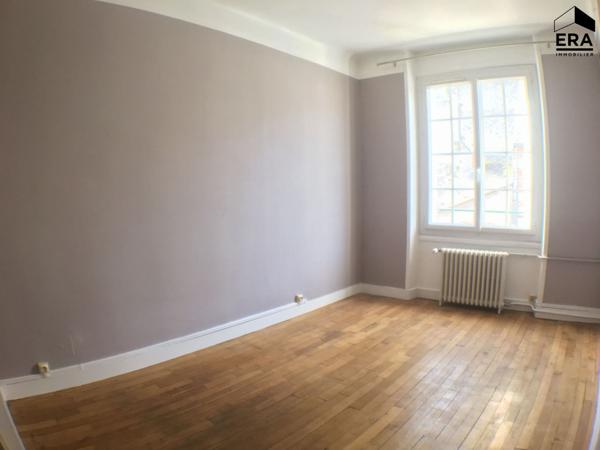 APPARTEMENT T3 A LOUER - BLOIS - HYPERCENTRE, 2 CHBS, CAVE COMMUNE