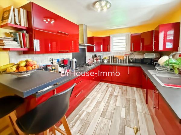 Maison à vendre 9 pièces de 217 m²