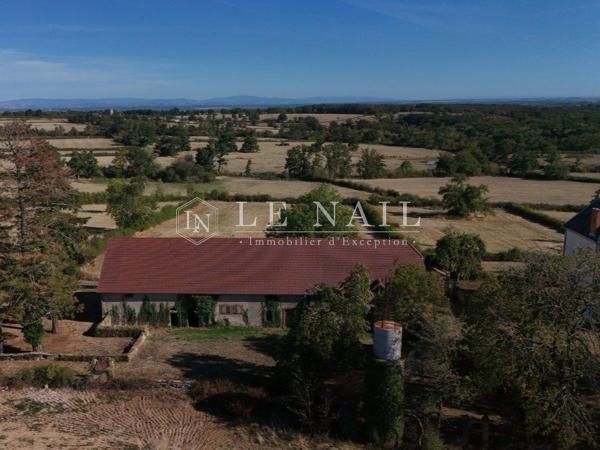 Élégante demeure du XIXe siècle sur 2 ha dans le bocage Bourbonnais