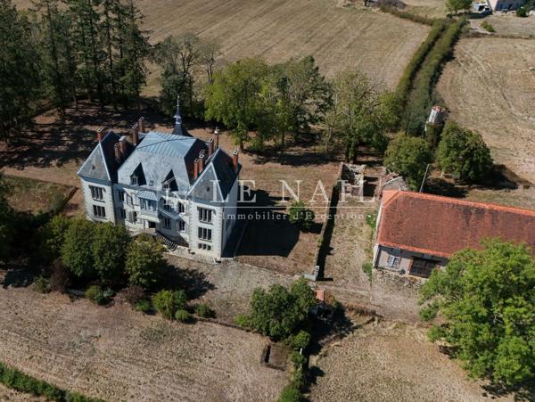 Élégante demeure du XIXe siècle sur 2 ha dans le bocage Bourbonnais