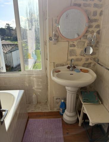 Coulonges-sur-l'Autize (79160) Maison familiale