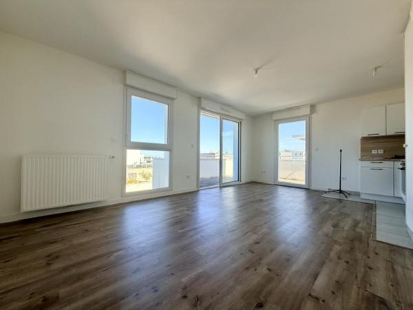 APPARTEMENT TYPE 3 – DERNIER ETAGE – TERRASSE ET GARAGE