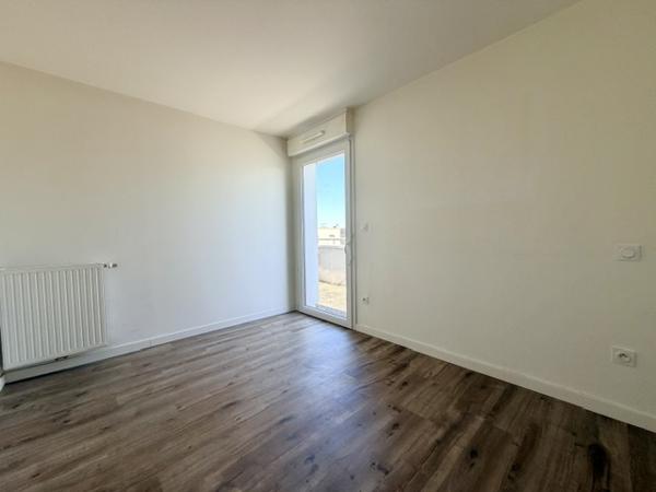 APPARTEMENT TYPE 3 – DERNIER ETAGE – TERRASSE ET GARAGE