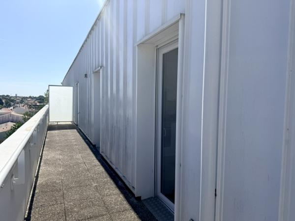 APPARTEMENT TYPE 3 – DERNIER ETAGE – TERRASSE ET GARAGE