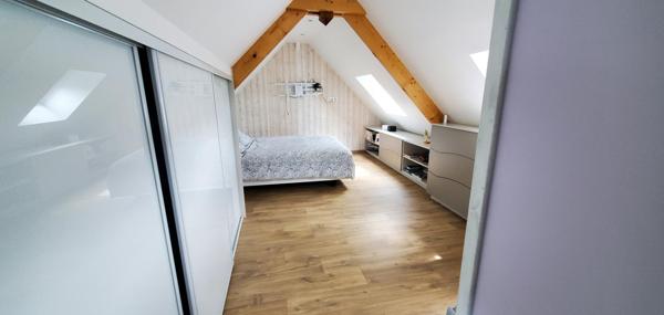 Maison contemporaine avec vie de plain-pied